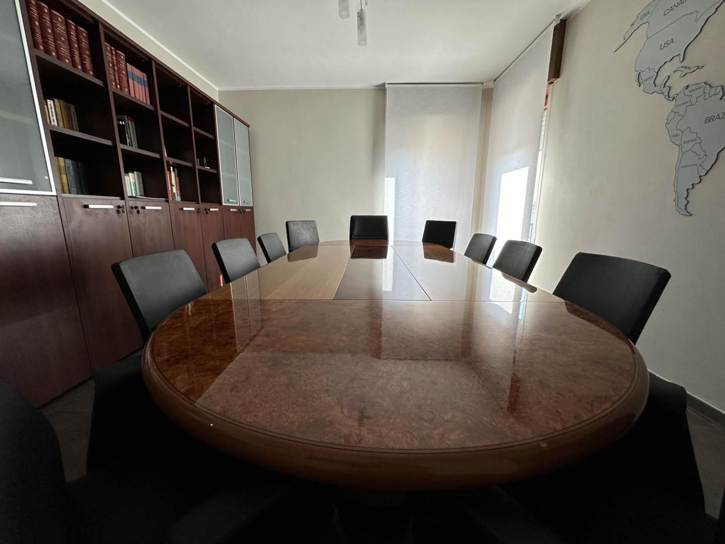 Agora Connect Space 브린디시 외부 사진